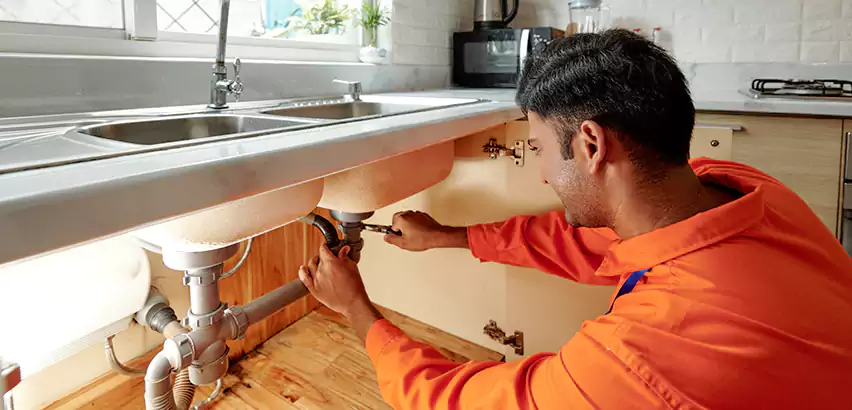 Sink Drain Replacement in La Presa