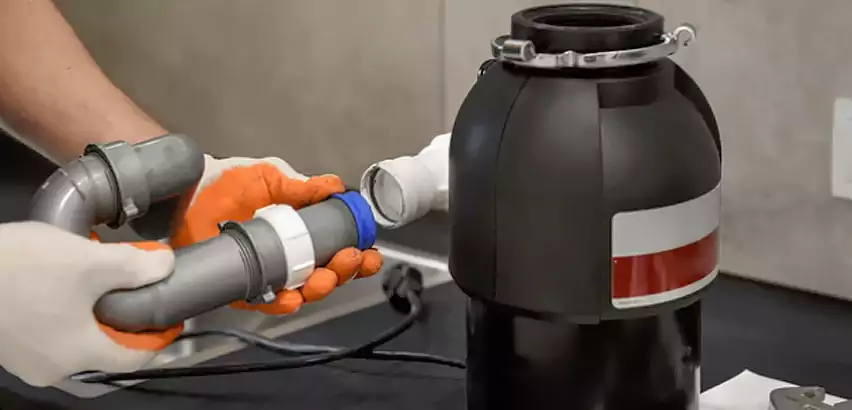 Garbage Disposal Maintenance in La Presa